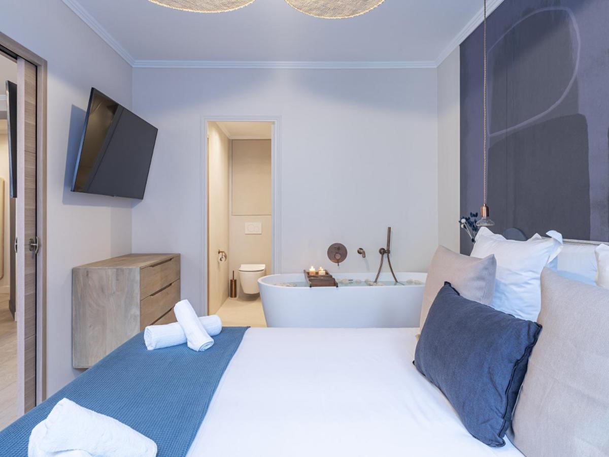 The Blue Suite On Champs Elysees Avenue Paříž Exteriér fotografie